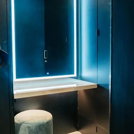 Capsuletransit Sleep Lounge Klia T1 Airport Hotel - Landside, Public Area At Lvl 5 Sepang Exterior photo